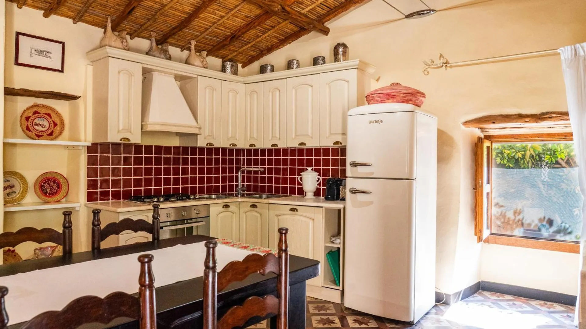فيلا Beautiful House In أروسييْ 0*,  إيطاليا