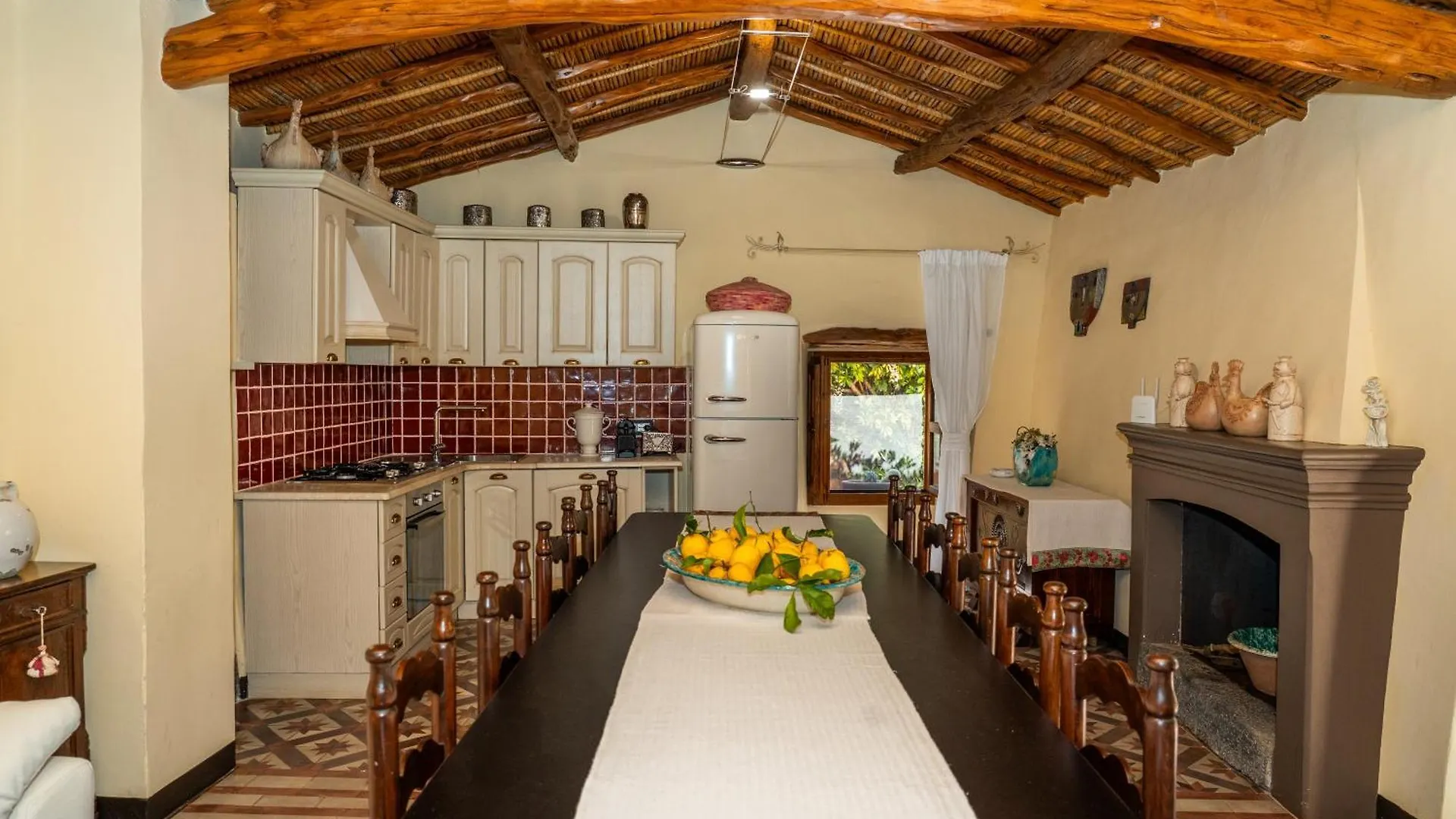 فيلا Beautiful House In أروسييْ بيت للعطل